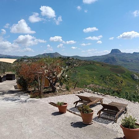 Casa Vacanze Sicilia Casteltermini Eksteriør billede